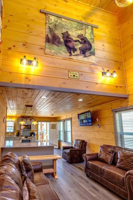 Dancing Bear Cabin- Relax & Enjoy! Sevierville Dış mekan fotoğraf