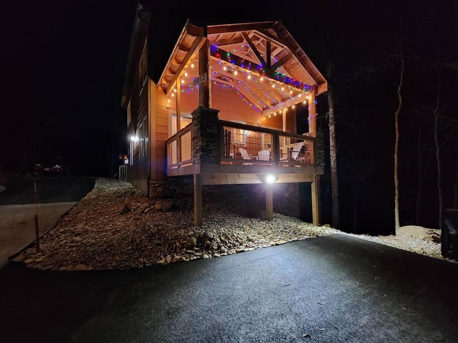 Dancing Bear Cabin- Relax & Enjoy! Sevierville Dış mekan fotoğraf